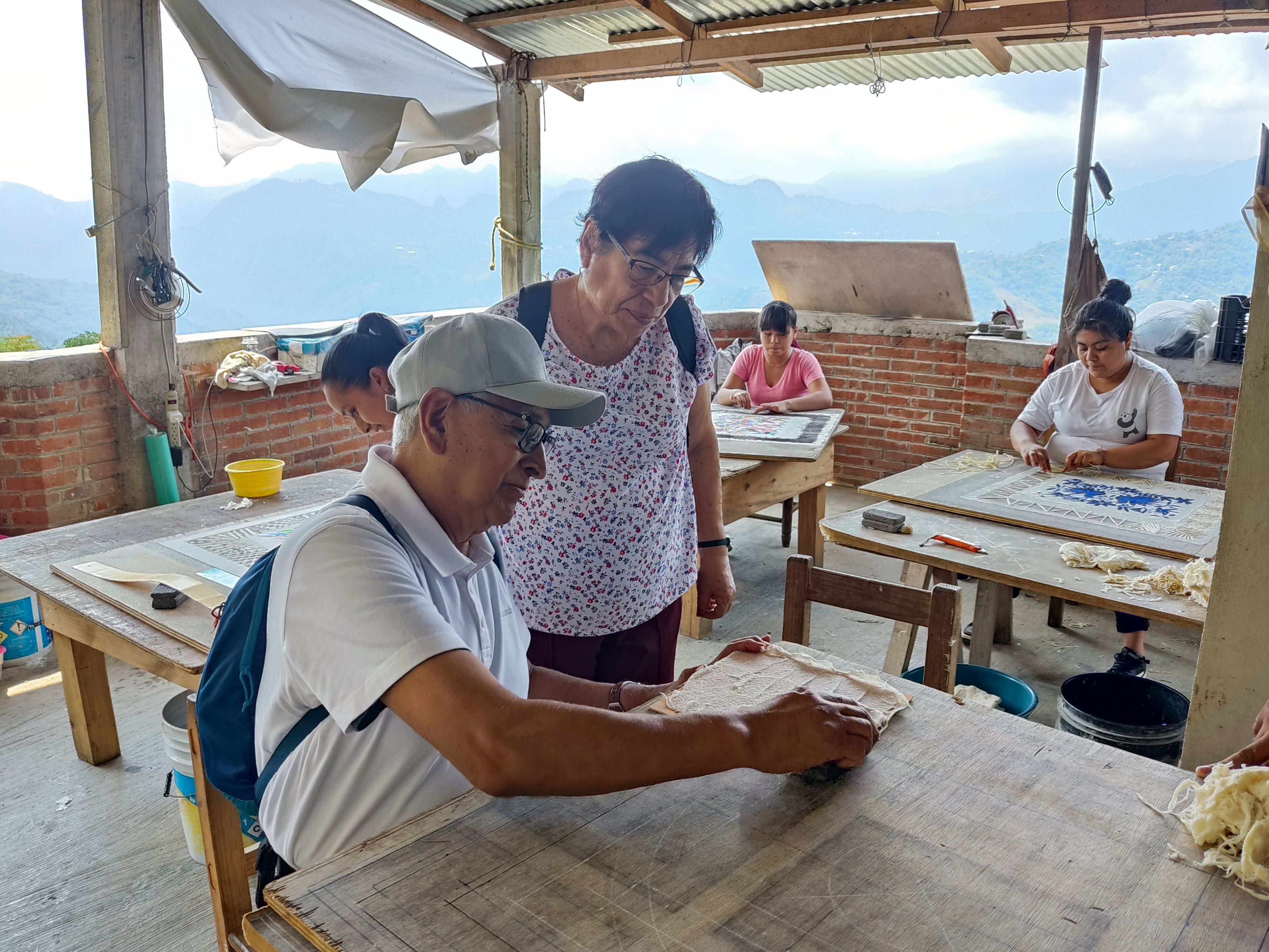 11 Taller papel amate.jpg